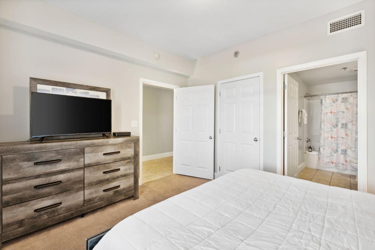 Ocean View 10Th Floor Condo At The Laketown Wharf 1004 Panama City Beach Exterior photo